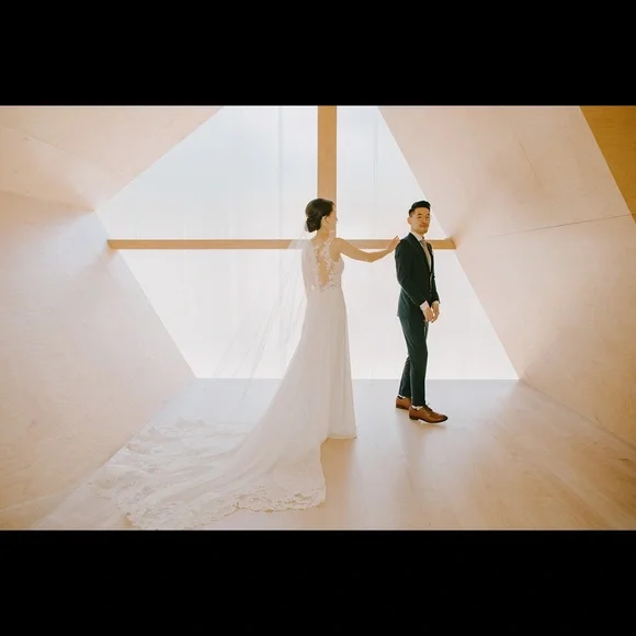 Tania Marias Audrey Minimalist Chapel Wedding Veil - Picture 2 of 15